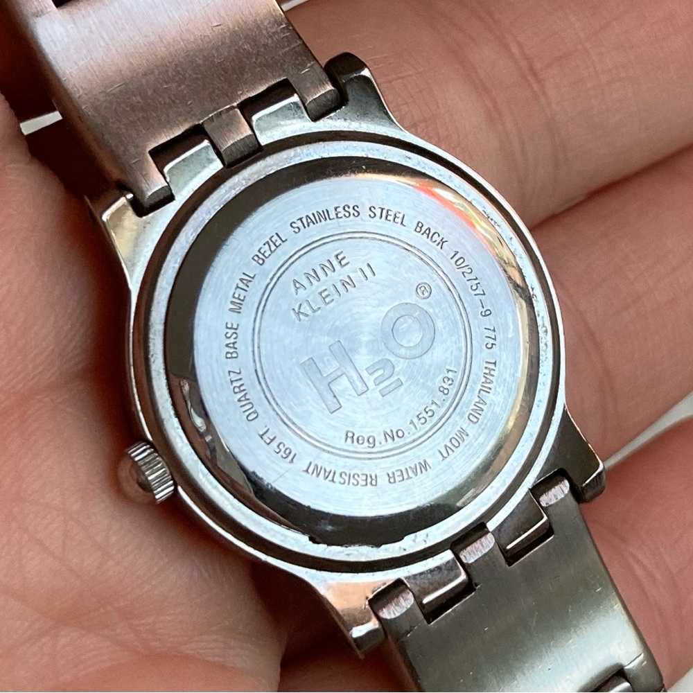 Watch - Picture 4 of 7
